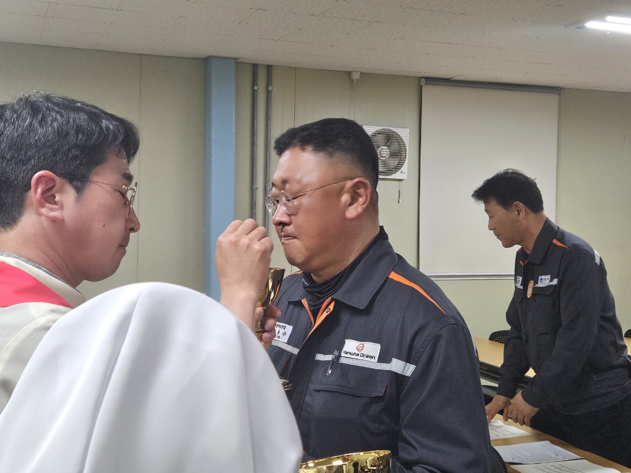 장승포 성당 리멤버_사진_20250516_23.jpg